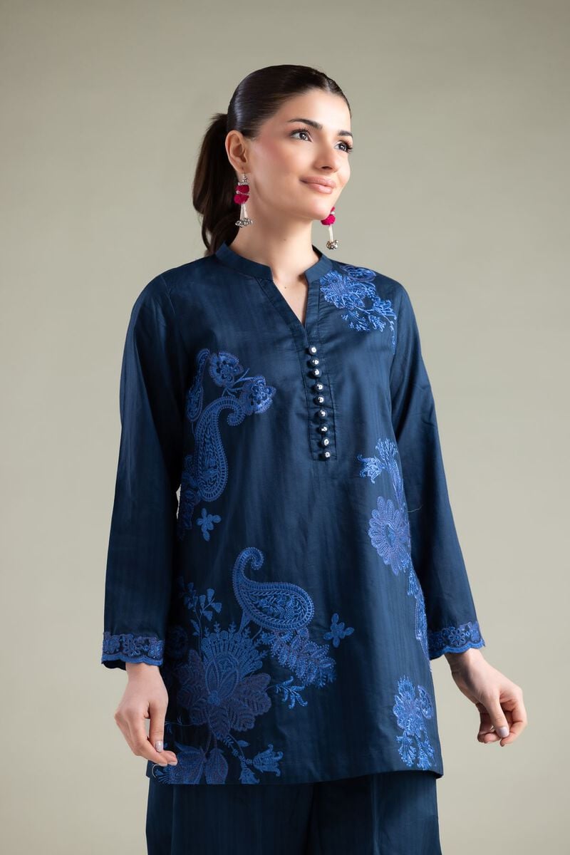 Paisley Threadwork Kurta