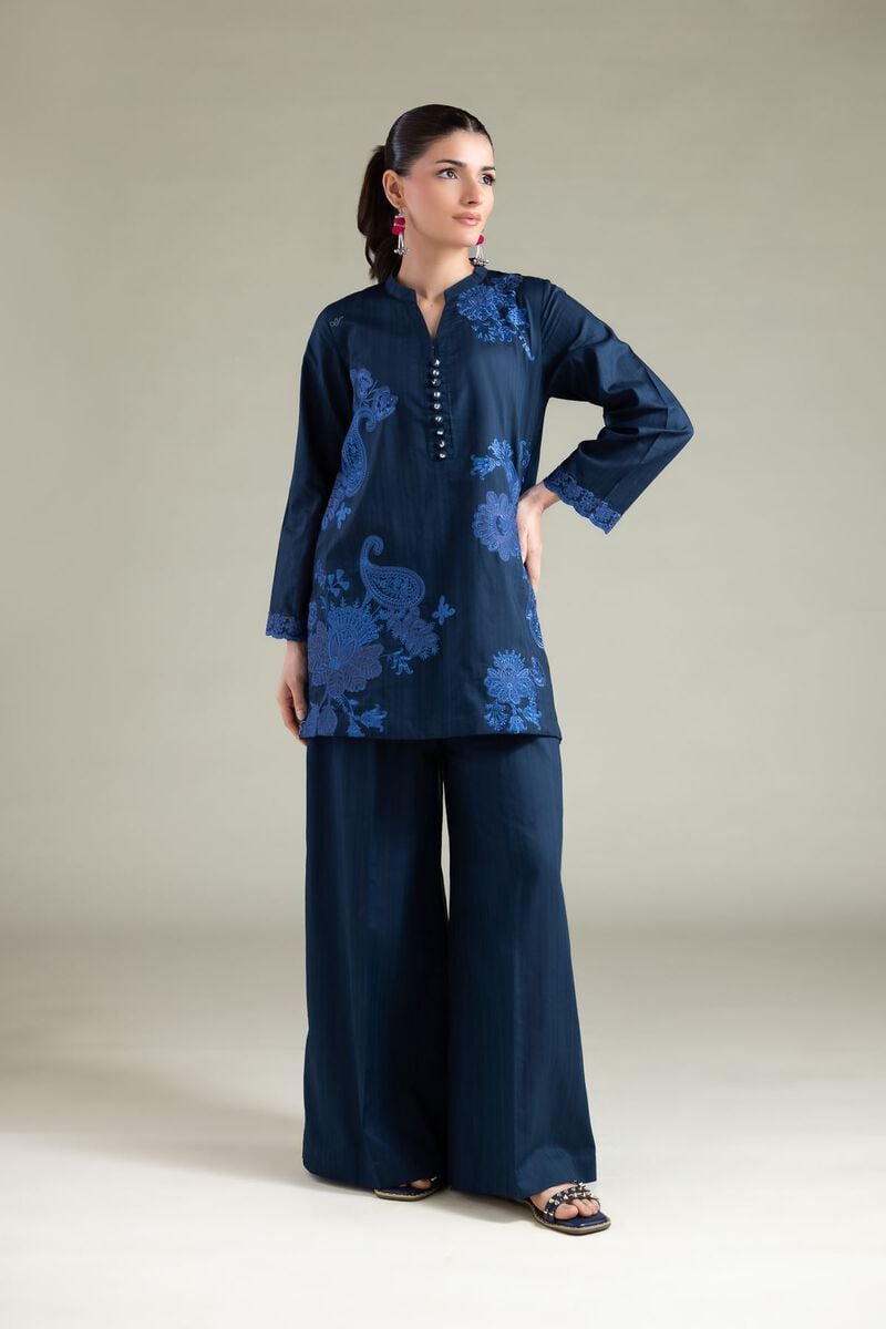 Paisley Threadwork Kurta