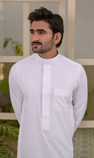 SAUDI THOBE
