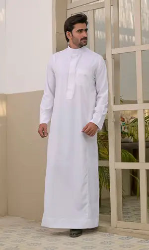 SAUDI THOBE