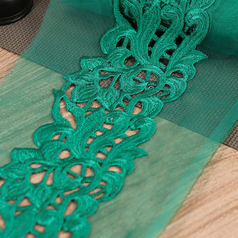 Oraganza Cutwork Center Lace