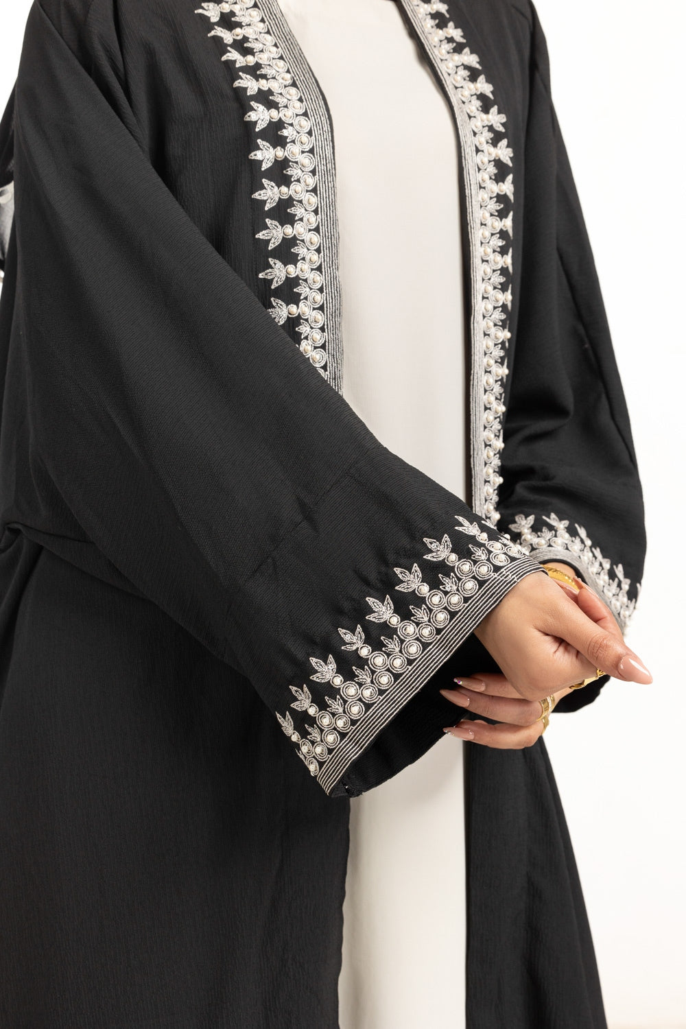 Crincle Georgette Embroidered Abaya