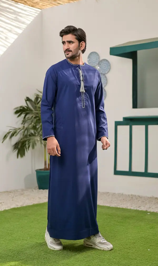 Omani Thobe
